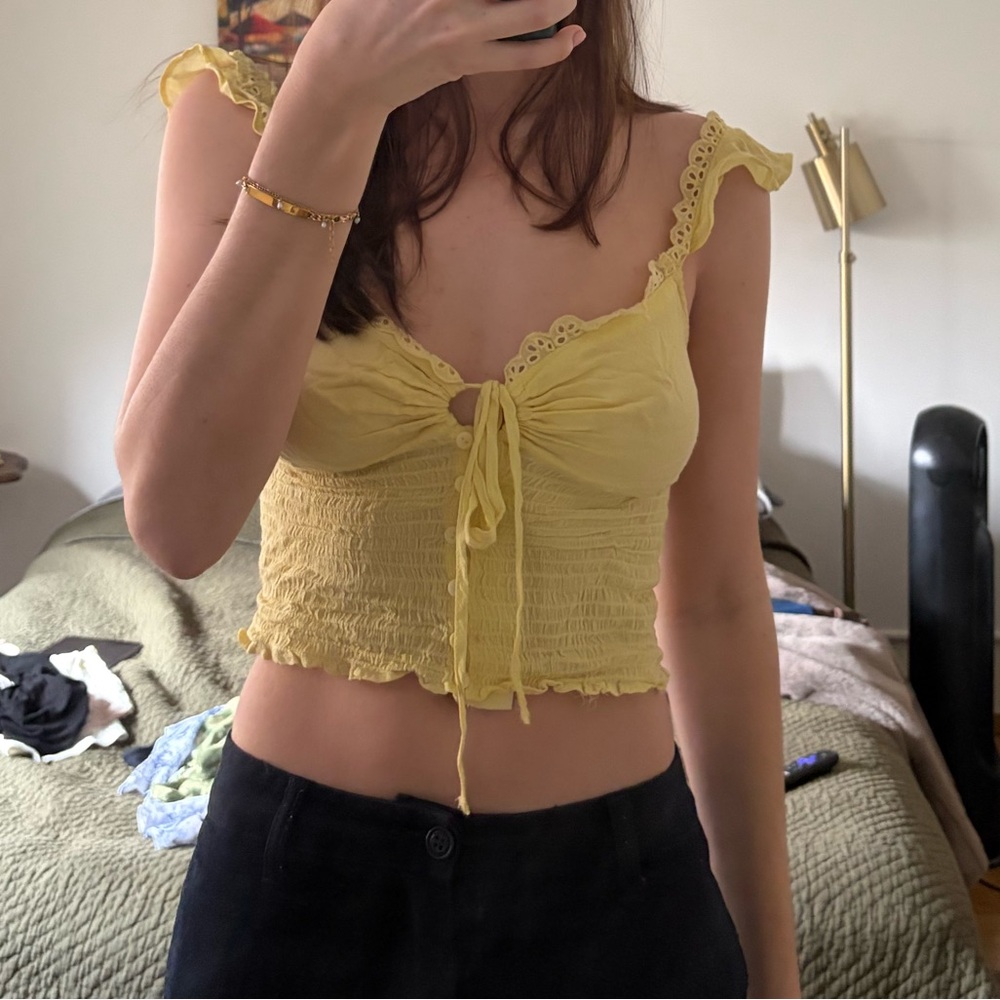 Princess Polly Yellow Lace Crop Top - Size 4